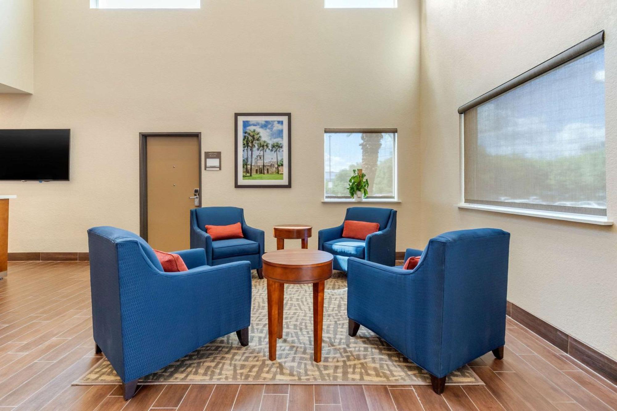 Comfort Suites San Antonio Airport North Exteriör bild